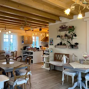 Roseto Holidays Azzurro לינה וארוחת בוקר